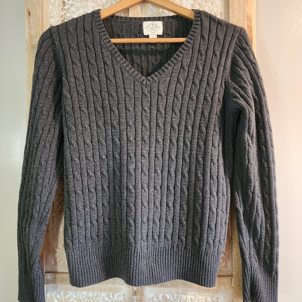 St. John’s Bay Women’s Cable Knit V-Neck Sweater Gray Size L